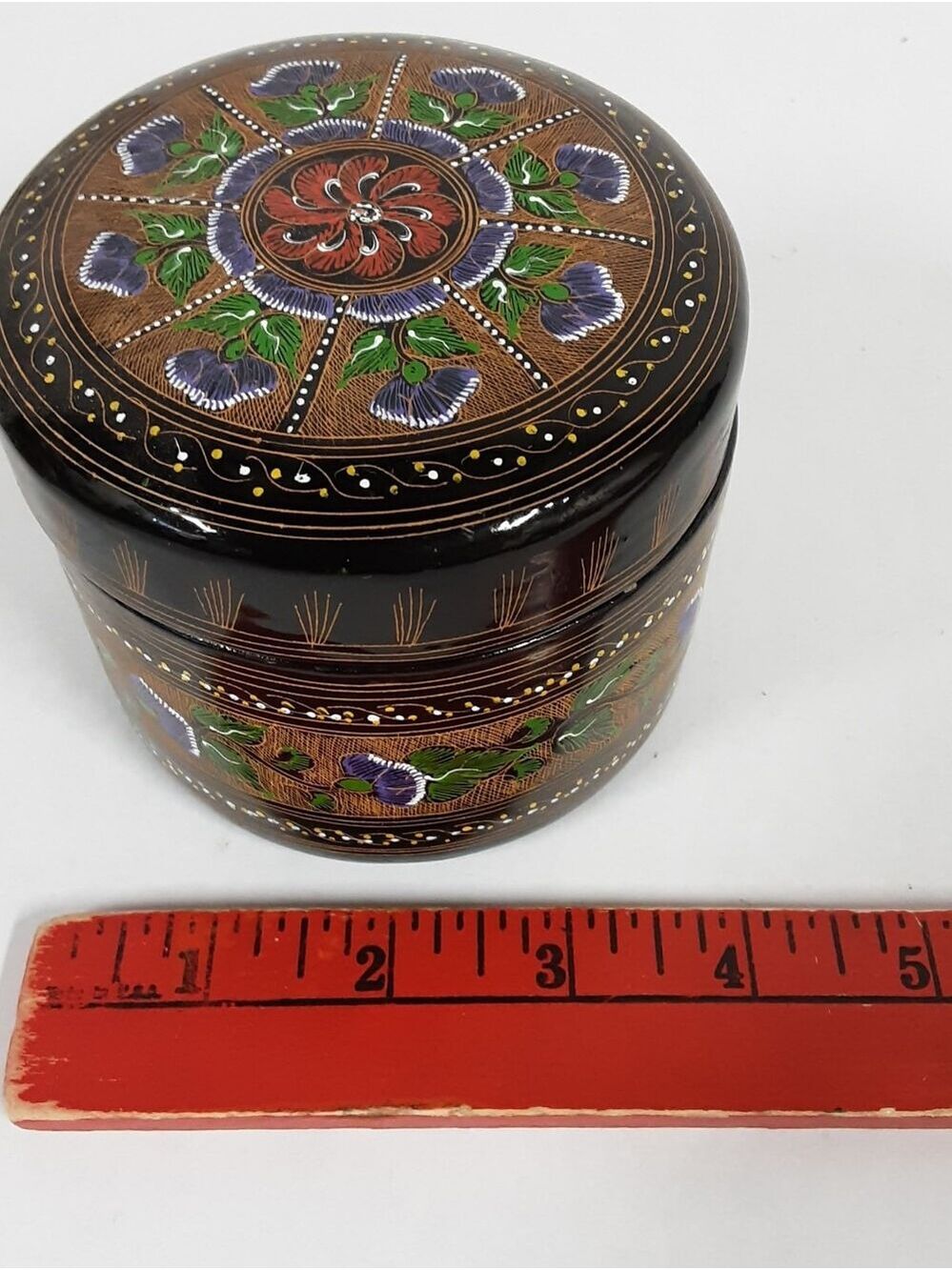 Vintage Round Trinket Lacquerware Box, Glossy Black Finish, Made In Thailand - Picture 10 of 14